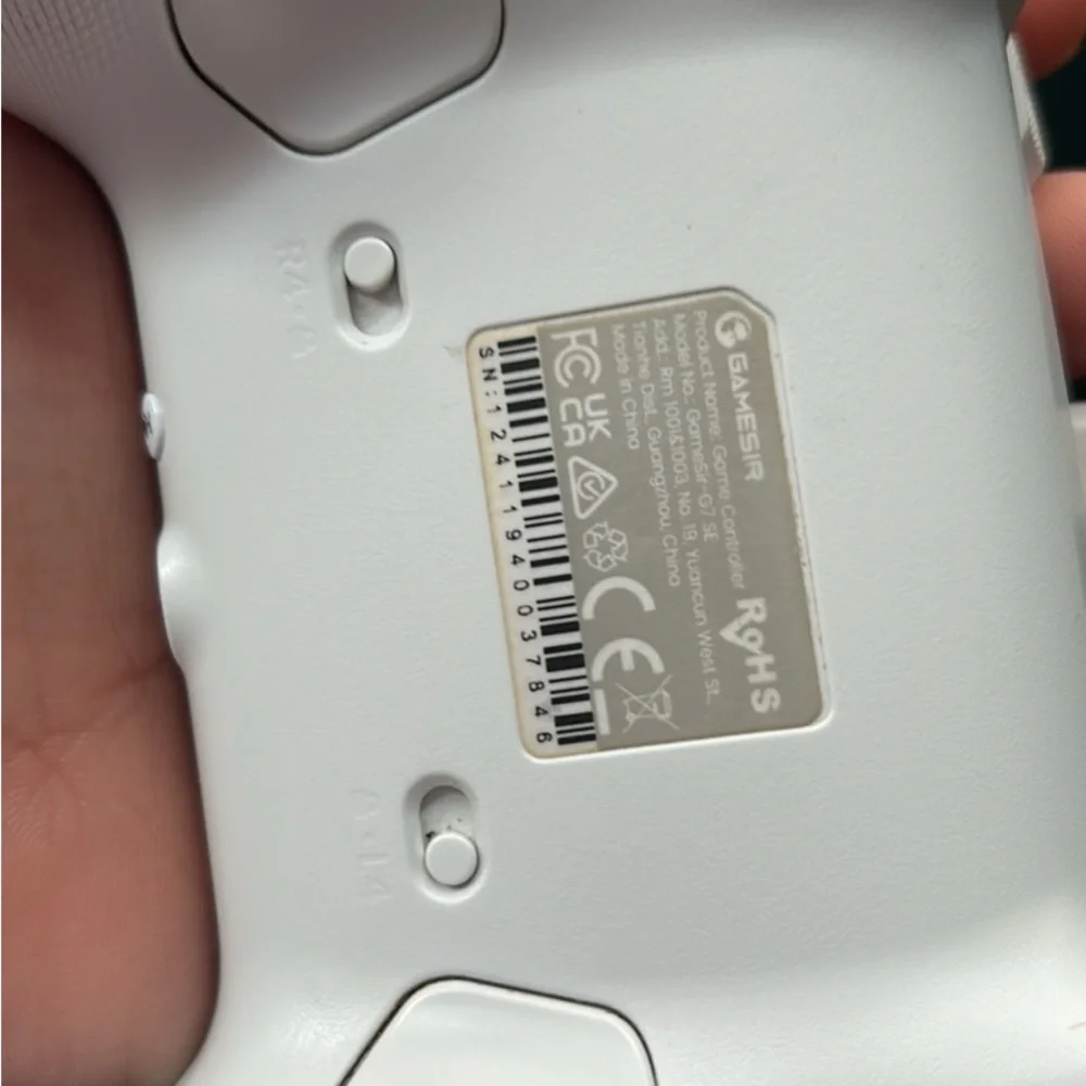Xbox one s all digital (gamesir controller all cables included)